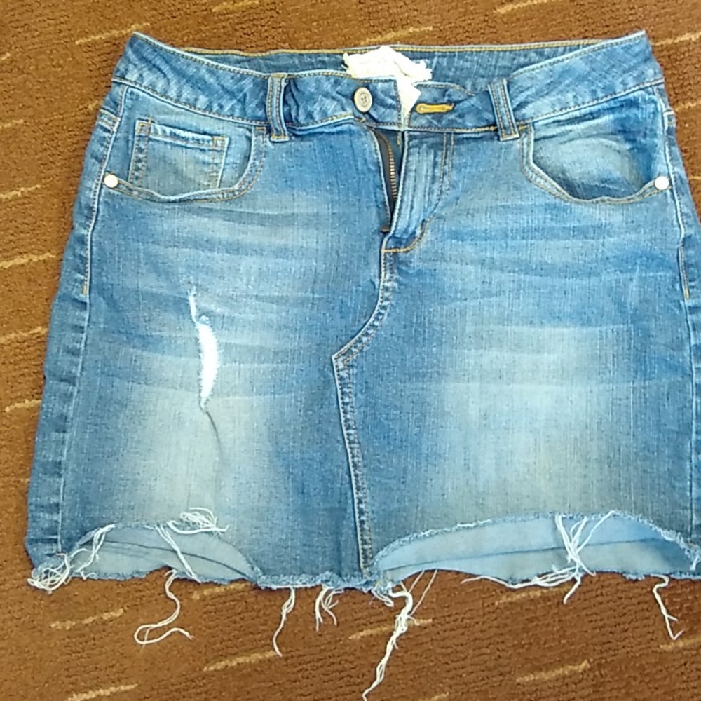 Jean mini skirt